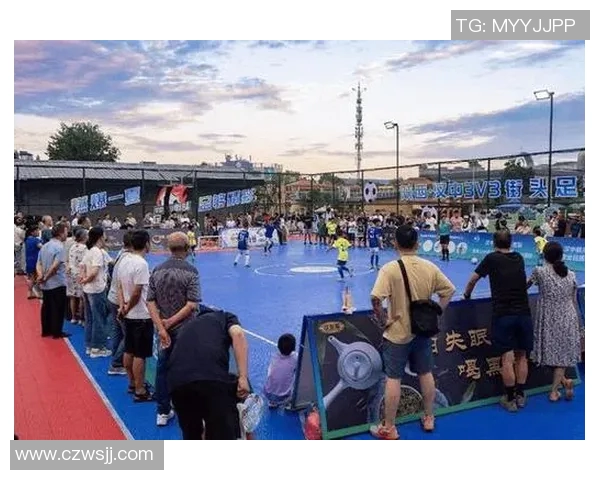 中韩足球赛激战正酣球迷热情高涨期待精彩对决